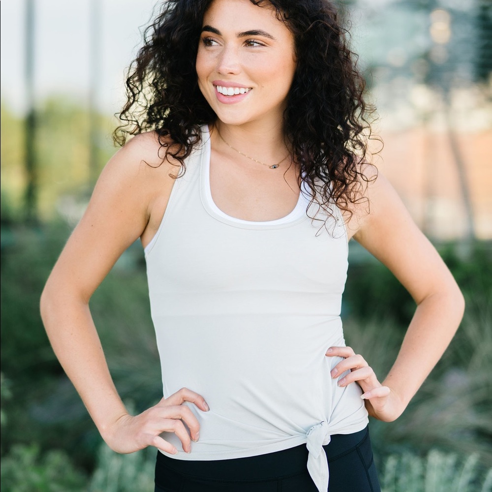 ZYIA GRAY KNOT JUST A CUTE TANK